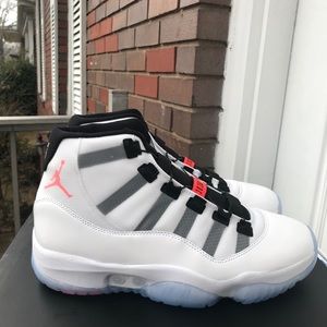 Jordan 11 ADAPT